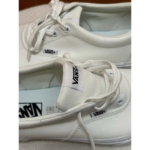 New In Box, VANS Women's White Size 10 Sneaker - Picture 10 of 14